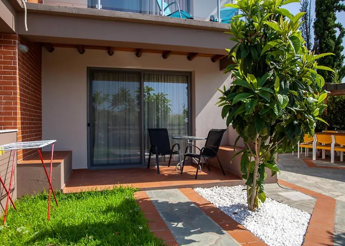 Lägenhet Village Mare Residences *