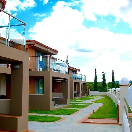 Apartment Village Mare Residences
